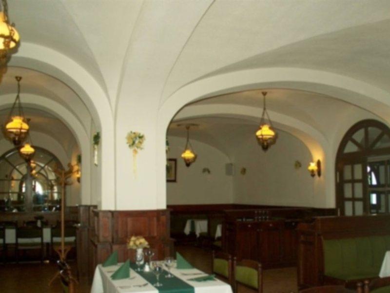 Hortobagy Club Hotel Buitenkant foto